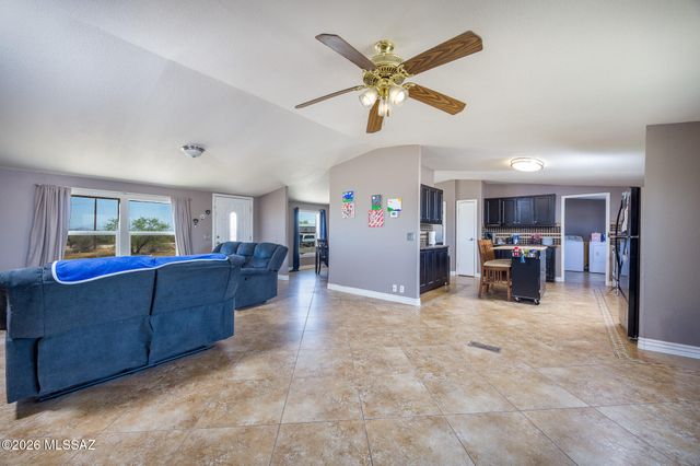 16351 W Six Gun Place, Tucson, AZ 85736