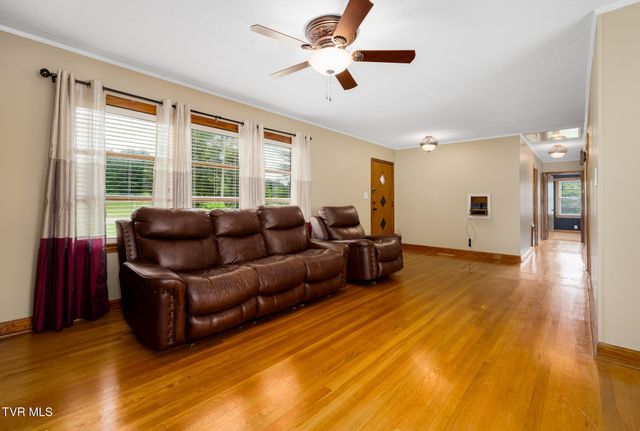 4432 Old Lowland Road, Morristown, TN 37813