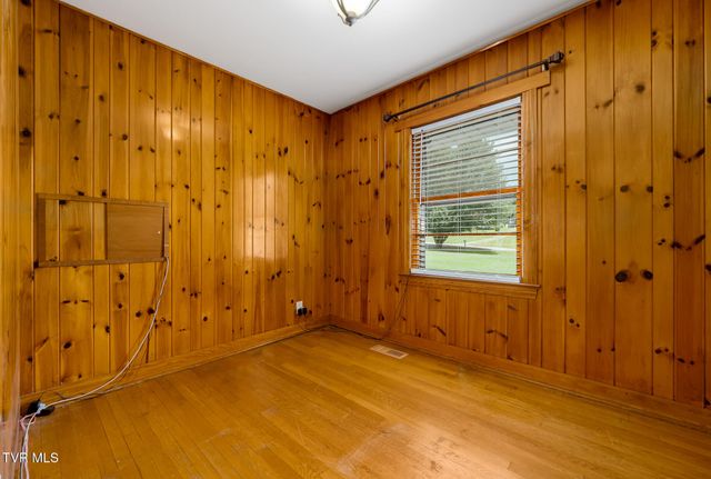 4432 Old Lowland Road, Morristown, TN 37813