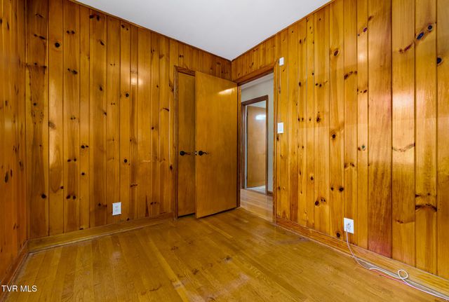 4432 Old Lowland Road, Morristown, TN 37813