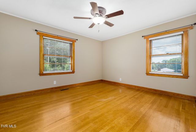 4432 Old Lowland Road, Morristown, TN 37813