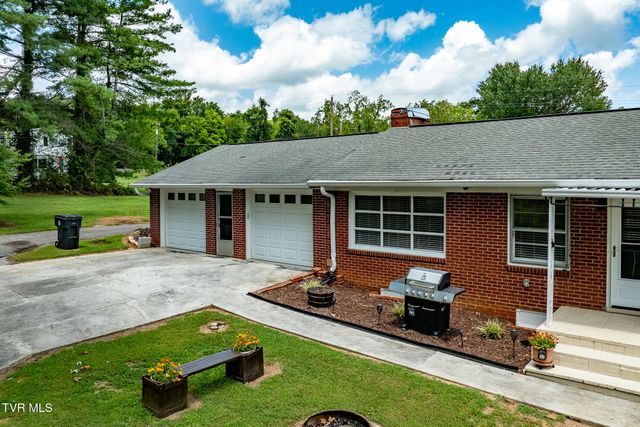 4432 Old Lowland Road, Morristown, TN 37813