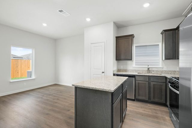 9648 Stranton Drive, Fort Worth, TX 76140