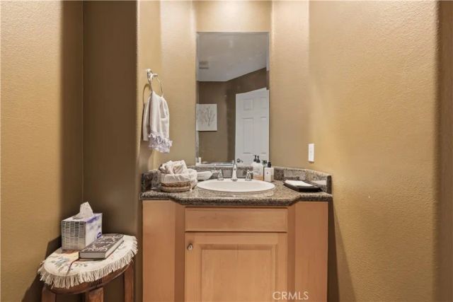 5861 Mustang Drive, Simi Valley, CA 93063