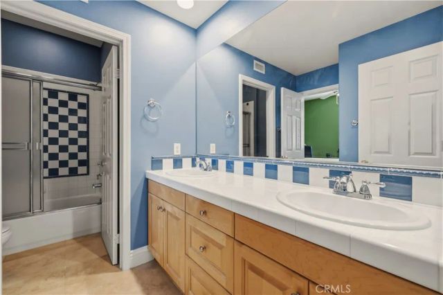 5861 Mustang Drive, Simi Valley, CA 93063