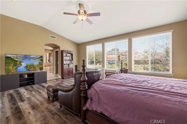 5861 Mustang Drive, Simi Valley, CA 93063