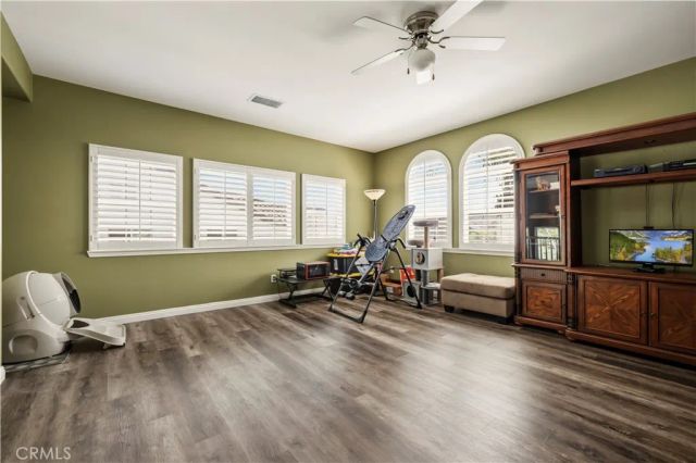 5861 Mustang Drive, Simi Valley, CA 93063