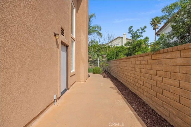 5861 Mustang Drive, Simi Valley, CA 93063