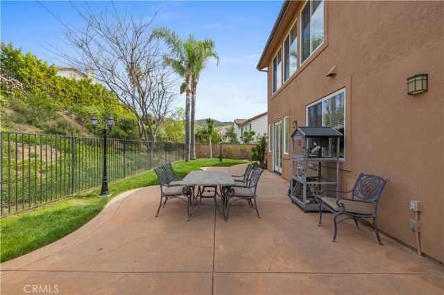 5861 Mustang Drive, Simi Valley, CA 93063