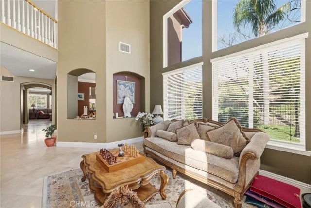 5861 Mustang Drive, Simi Valley, CA 93063