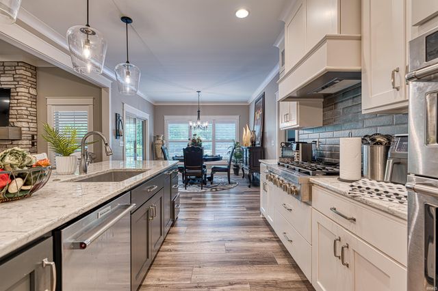 1691 Victoria Woods Drive, Victoria Woods, IN 47601