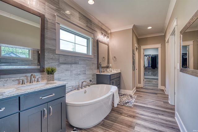 1691 Victoria Woods Drive, Victoria Woods, IN 47601