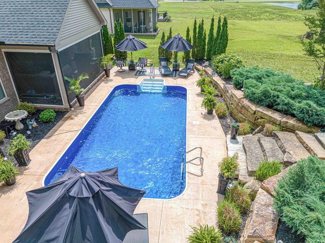 1691 Victoria Woods Drive, Victoria Woods, IN 47601