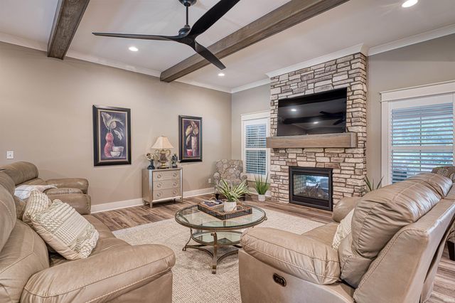 1691 Victoria Woods Drive, Victoria Woods, IN 47601