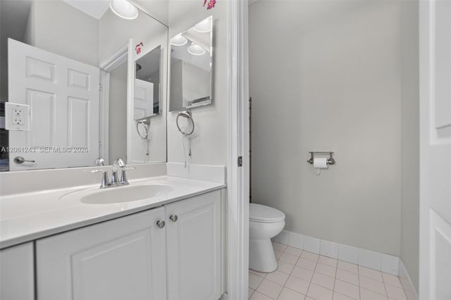 3227 NW 32nd Terrace, Oakland Park, FL 33309