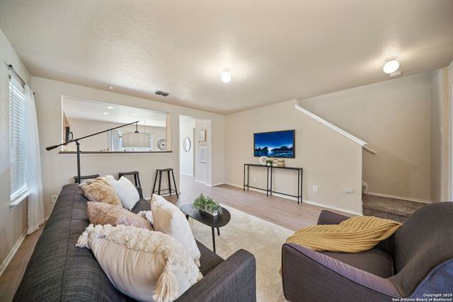 6626 Rosewood CRST, San Antonio, TX 78238