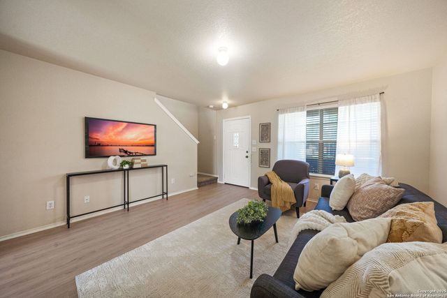 6626 Rosewood CRST, San Antonio, TX 78238