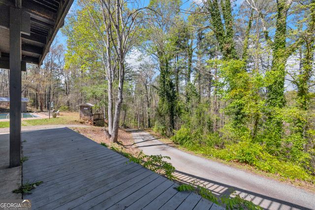 108 Dodge Lane, Lakemont, GA 30552