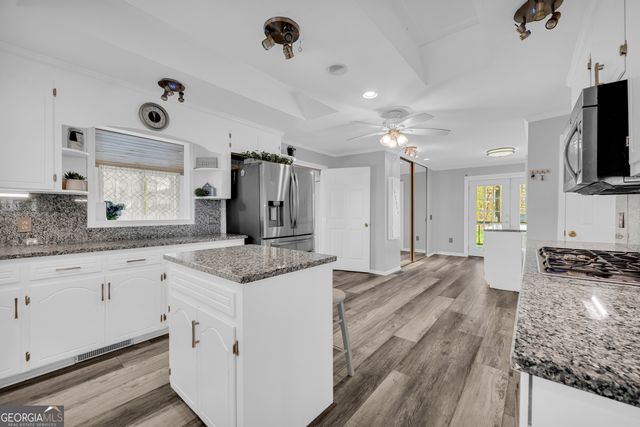 108 Dodge Lane, Lakemont, GA 30552