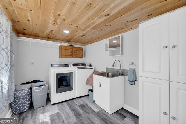 108 Dodge Lane, Lakemont, GA 30552