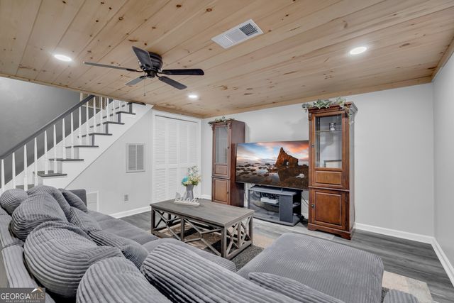 108 Dodge Lane, Lakemont, GA 30552
