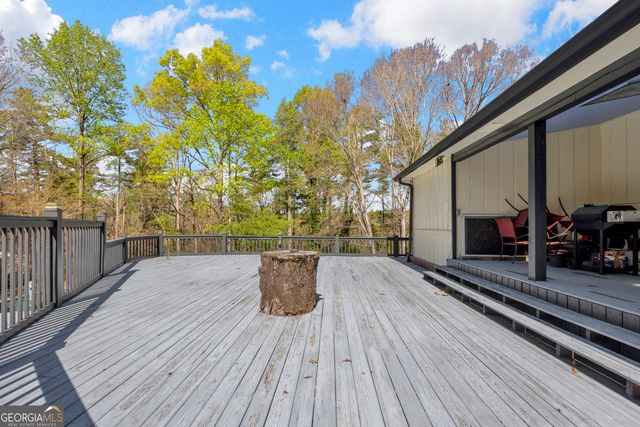 108 Dodge Lane, Lakemont, GA 30552