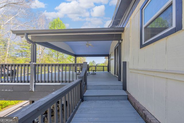 108 Dodge Lane, Lakemont, GA 30552