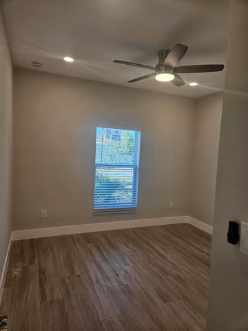 3838 SE Grant Street, Stuart, FL 34997