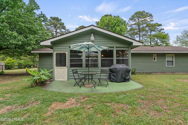 4407 Pinewood, Beaufort, SC 29906