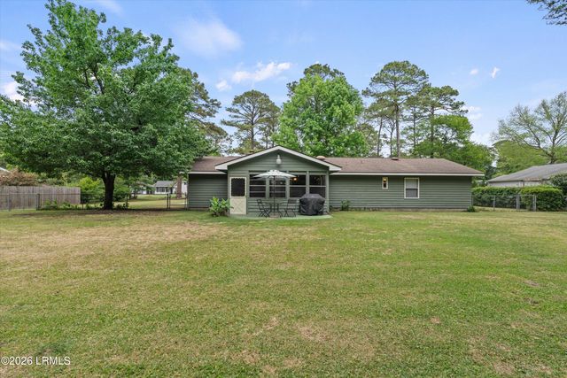 4407 Pinewood, Beaufort, SC 29906