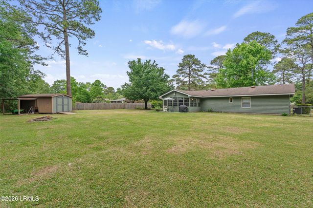 4407 Pinewood, Beaufort, SC 29906