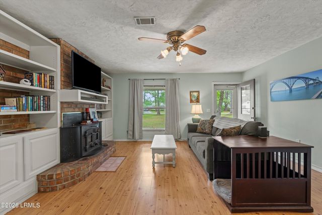 4407 Pinewood, Beaufort, SC 29906