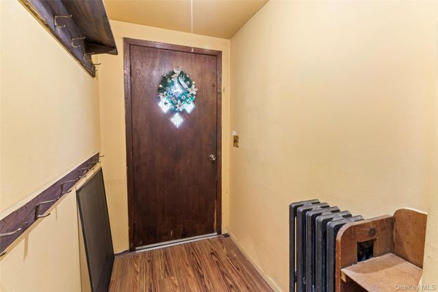 8952 218th Street, Queens Village, NY 11427