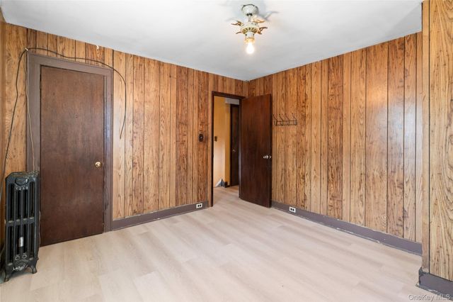 8952 218th Street, Queens Village, NY 11427