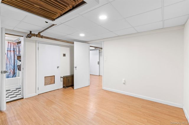 8952 218th Street, Queens Village, NY 11427