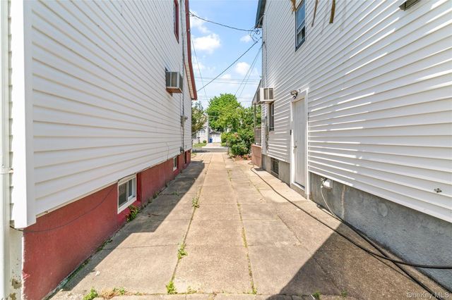 8952 218th Street, Queens Village, NY 11427