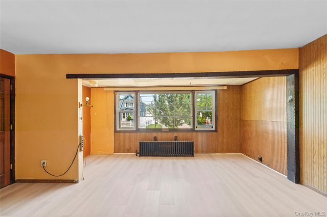 8952 218th Street, Queens Village, NY 11427