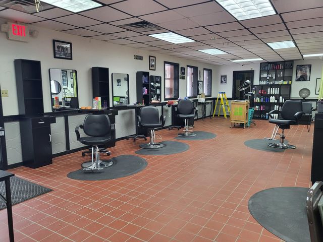 1081 I-75BL, Grayling, MI 49738