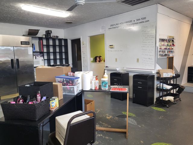 1081 I-75BL, Grayling, MI 49738