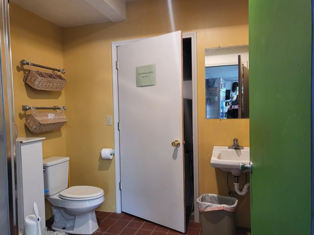 1081 I-75BL, Grayling, MI 49738