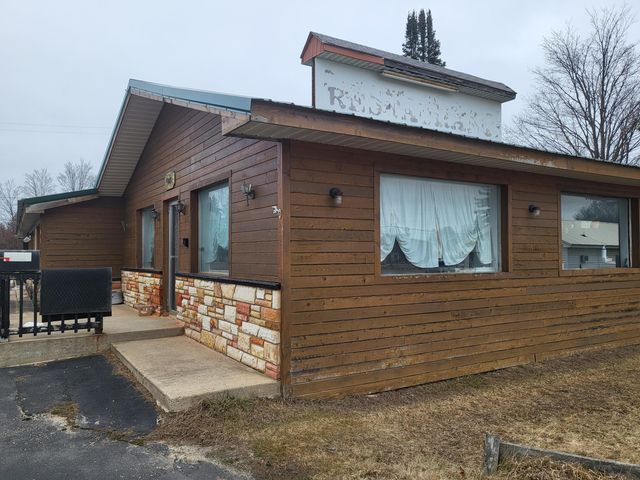 1081 I-75BL, Grayling, MI 49738