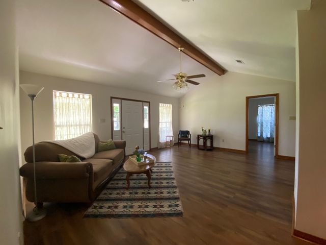 55 Dean Rhyne Rd., Purvis, MS 39475