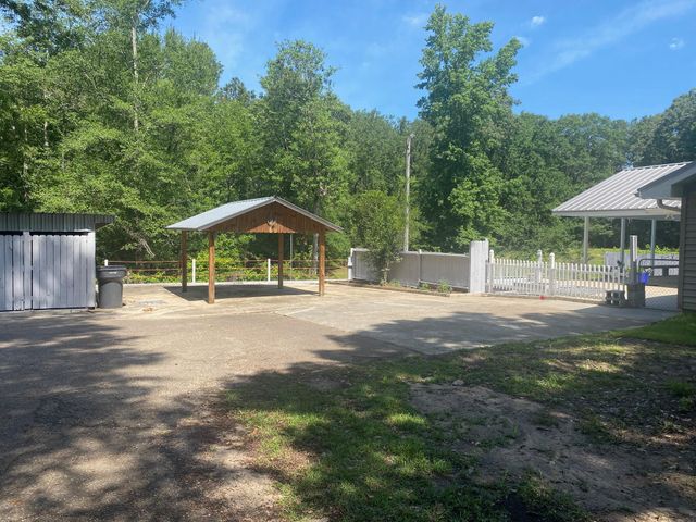 55 Dean Rhyne Rd., Purvis, MS 39475