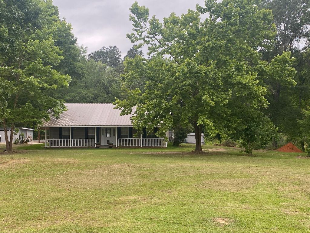 55 Dean Rhyne Rd., Purvis, MS 39475
