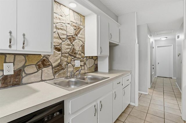 5704 NW 33rd Street, Oklahoma City, OK 73122