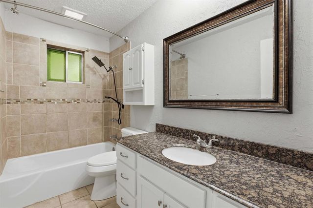 5704 NW 33rd Street, Oklahoma City, OK 73122