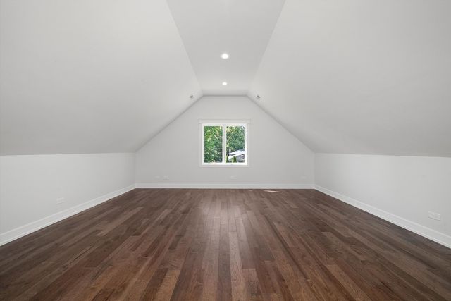 10441 S 83rd Avenue, Palos Hills, IL 60465