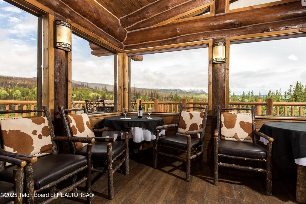 3737 US-26, Dubois, WY 82513 photo 12