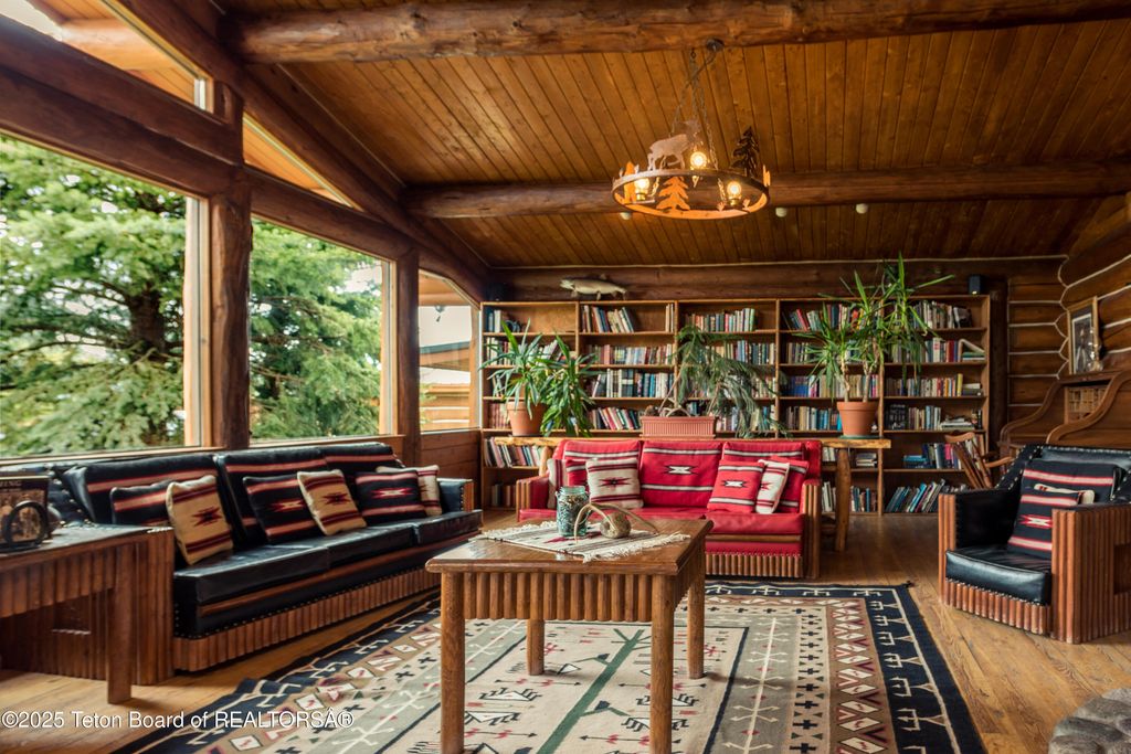 3737 US-26, Dubois, WY 82513 photo 13