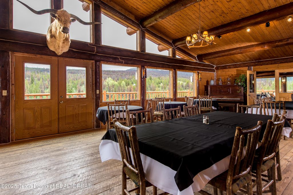 3737 US-26, Dubois, WY 82513 photo 16